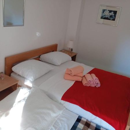 Apartmani L&Z Petrcane Exterior foto